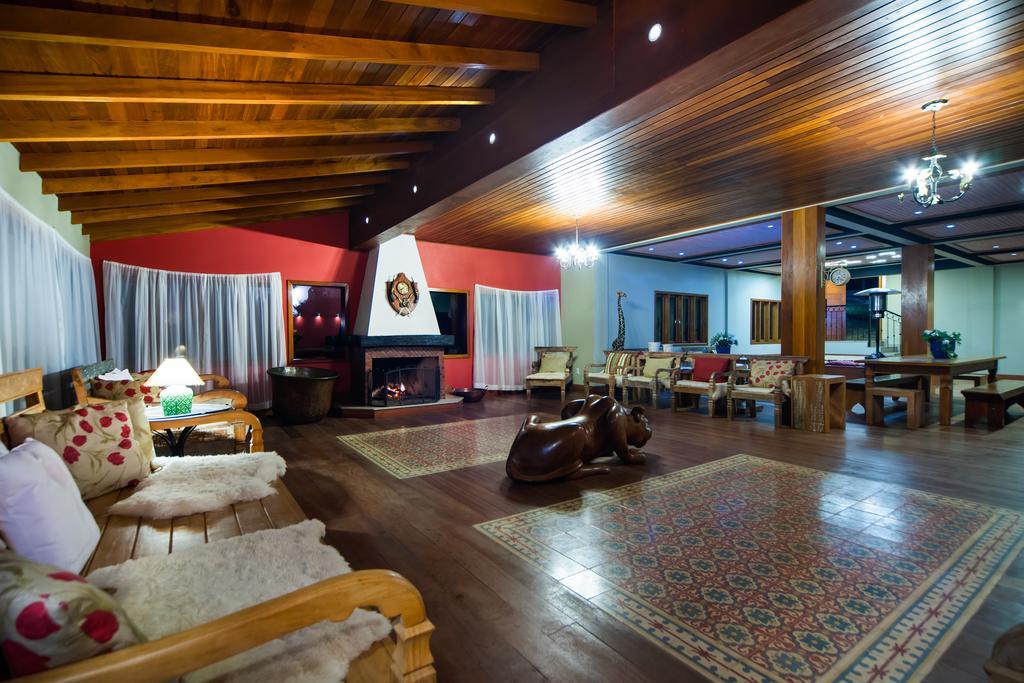 Hotel Pousada Dos Pinhos Pedra Azul  Exterior foto
